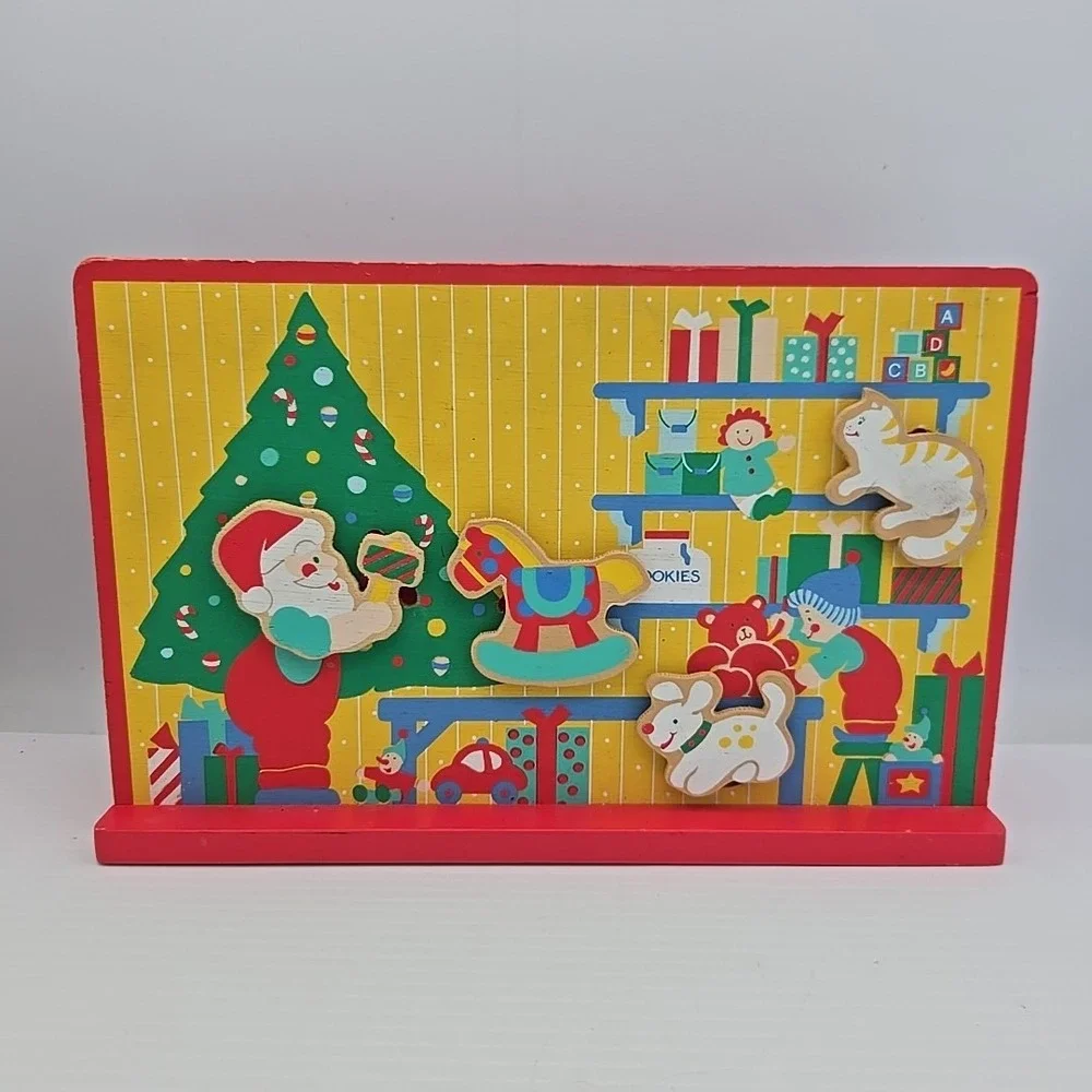 VTG Christmas Avon Claus‎ & Company Musical Toyland Factory Works